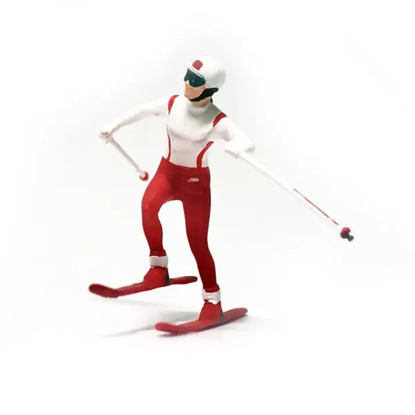 1:64 Scale Resin Winter Sports Miniature Set - Image 3