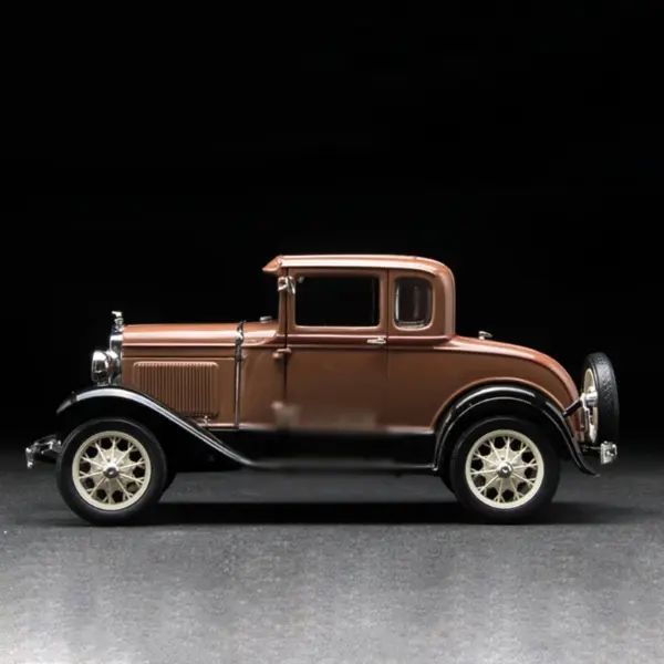 1:18 Scale Vintage 1931 Ford A Model Car - Image 3