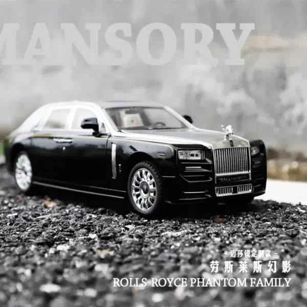 1:24 Scale Rolls Royce Phantom Diecast Model - Image 2