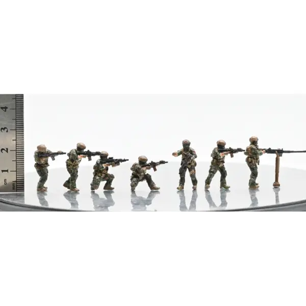 1/72 US Special Operations Soldier Model Set - Image 2