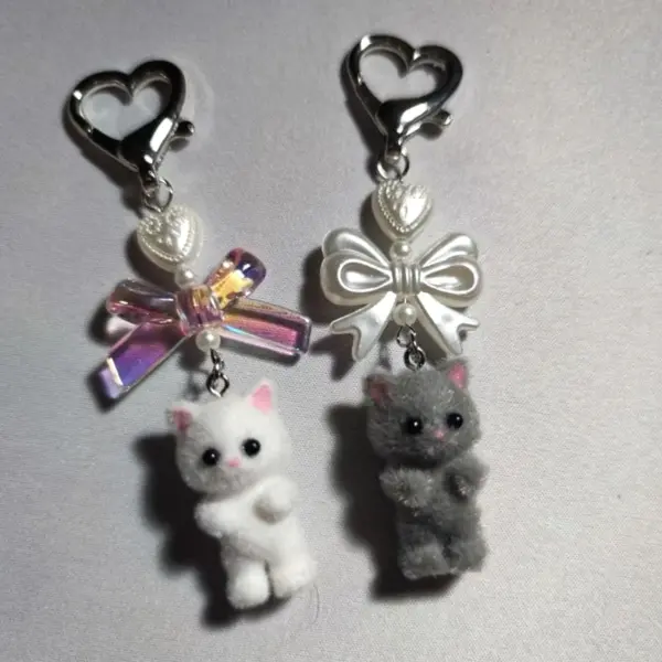 Cute Kitty Cat Heart Bow Keychain - Image 2