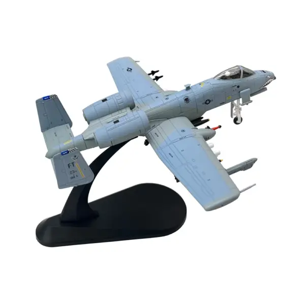 A-10 Warthog II Attack Plane Model 1:100 Scale - Image 4