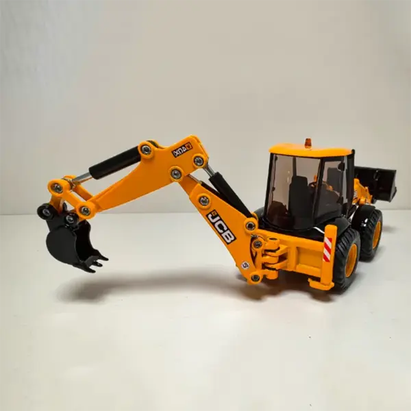 1:50 Scale JCB 4CX Backhoe Loader Model - Image 4