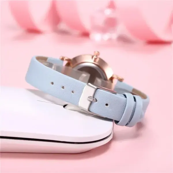 Women's Quartz Luminous Retro Watch - Image 5