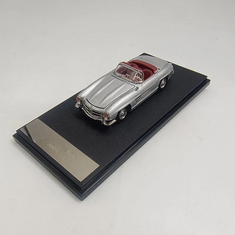 1:64 Scale Diecast Benz 300SL Model Car 2 1:64 Scale Diecast Benz 300SL Model Car - Image 2