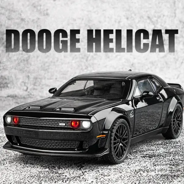 1:32 Dodge Challenger SRT Hellcat Diecast Model