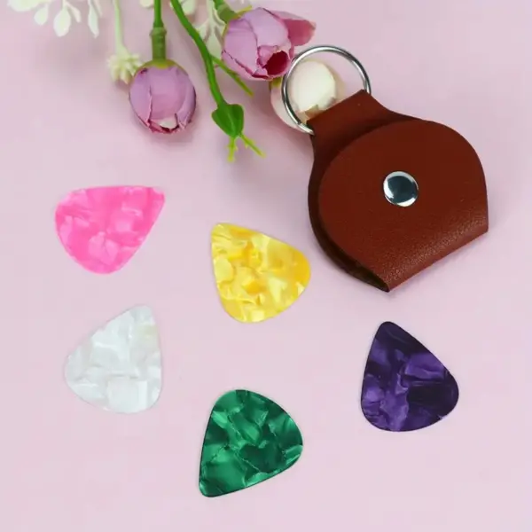Guitar Pick Storage Bag with 5 Picks - Image 4
