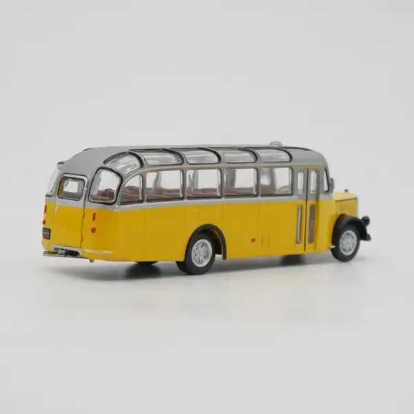 1:72 Scale Diecast Saurer L4C Bus Model - Image 5