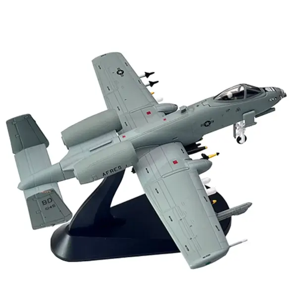 1/100 Scale A-10 Thunderbolt II Model - Image 9