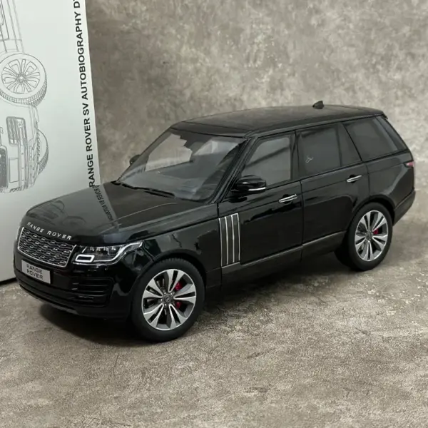 1:18 Diecast Metal Range Rover SUV Model - Image 2