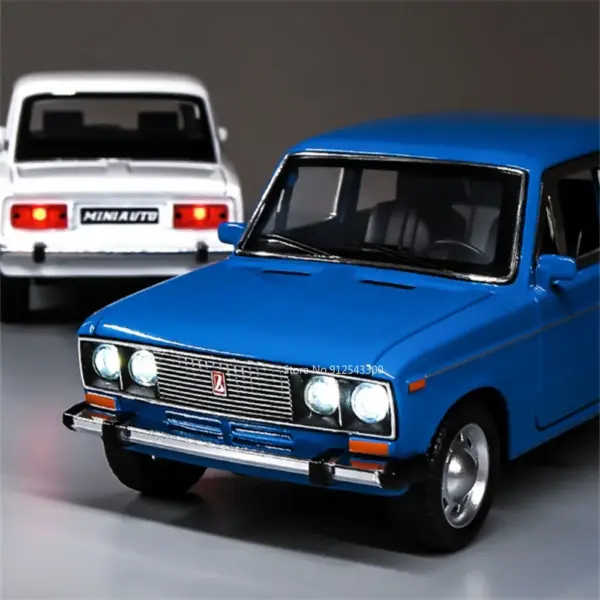 1/24 Scale LADA Diecast Toy Car Model - Image 3