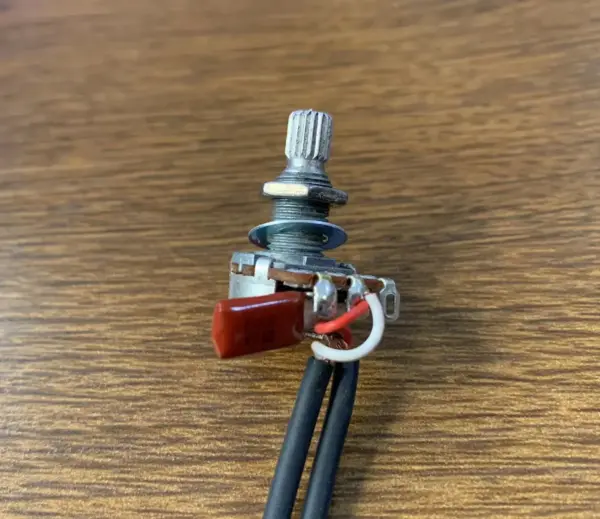 500K Potentiometer Set for DIY Guitars - Image 3