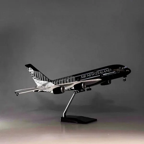 A380 New Zealand Airlines Diecast Model Plane - Image 8