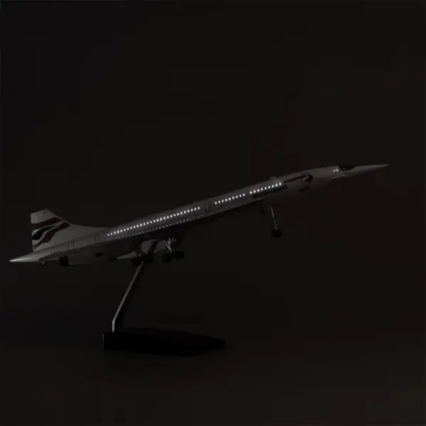 1:125 Scale British Airways Concorde Model - Image 7