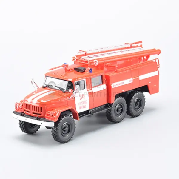 1:43 Scale Diecast Alloy Soviet Fire Truck - Image 4