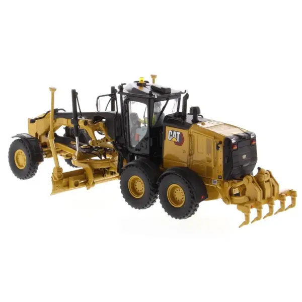 CAT 150M Grader 1:50 Scale Model Vehicle - Image 4