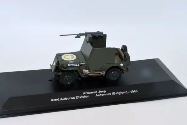 1/43 Scale Diecast 1945 Armored Jeep Model - Image 6