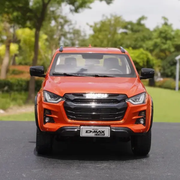 Diecast 1:18 ISUZU D-MAX Pickup Model - Image 4