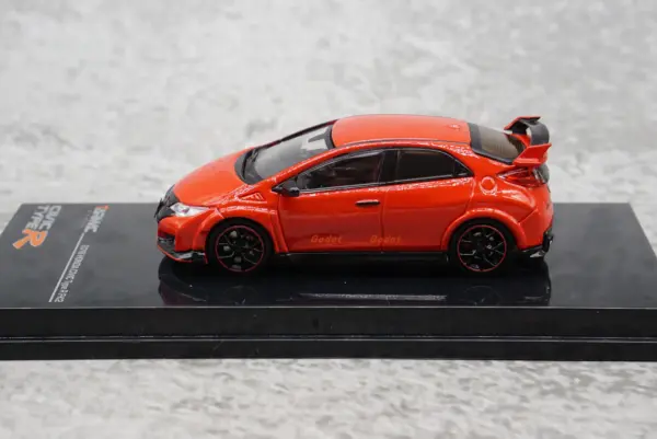 1:64 Scale Diecast Alloy Civic FK2 Model Car - Image 2