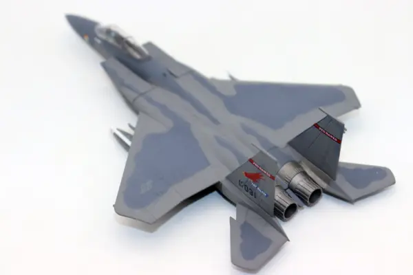 1/100 Scale F-15C Eagle Diecast Model - Image 4