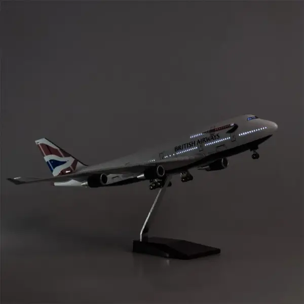 1:160 Scale Airbus A380 British Airline Model - Image 3