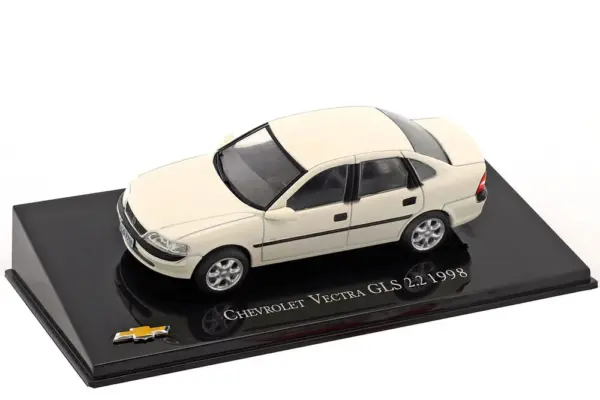 Chevrolet Vectra GLS 2.2 1998 Diecast Model - Image 6