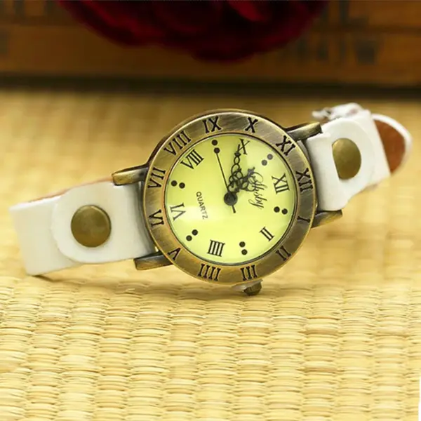 Vintage Cow Leather Strap Watch for Women - Image 7