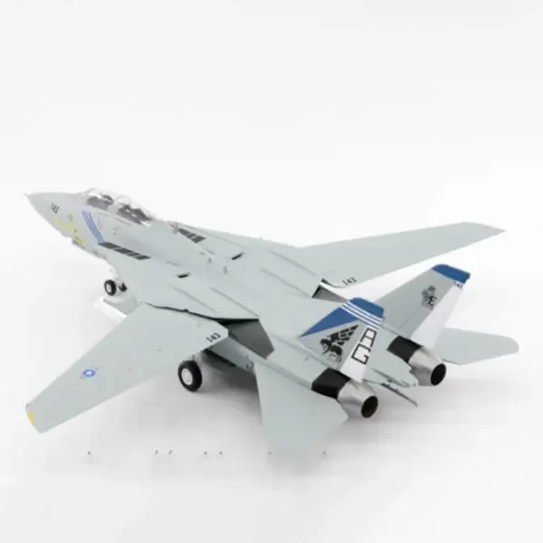 1:72 Scale U.S. Navy F-14B Fighter Model - Image 2