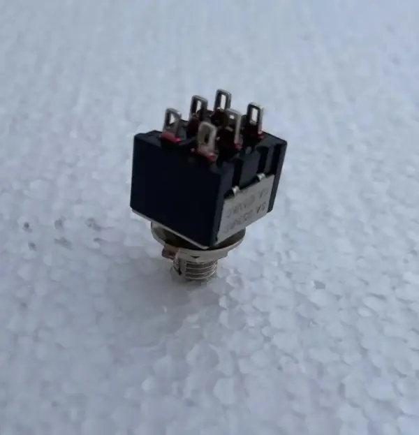 MTS-2 3-Way Mini Toggle Switch for Guitar - Image 4