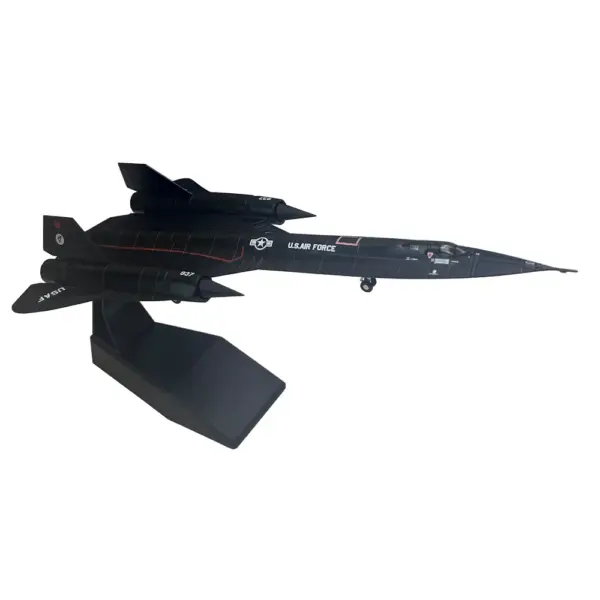 1/144 Scale Lockheed SR-71 Blackbird Model - Image 4