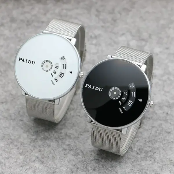 Minimalist UTHAI CQ208 Rotary Quartz Watch - Image 4