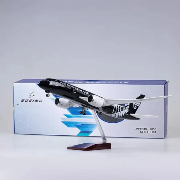 B787 New Zealand Airlines Diecast Model Plane - Image 8