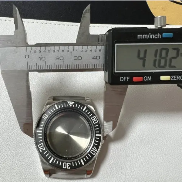 Titanium Watch Case for NH35/NH36 Movement - Image 4