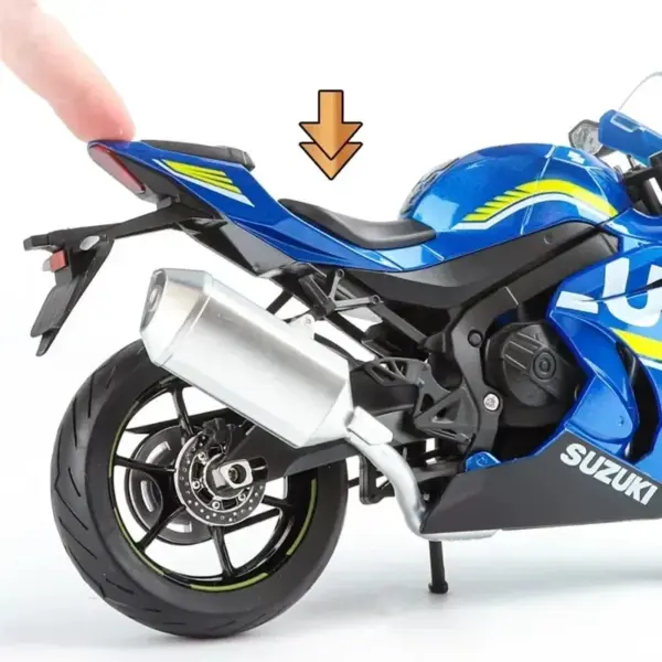 1:9 Suzuki GSX-1000R Diecast Motorcycle Model - Image 6