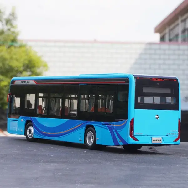 1:36 Scale Foton Ouhui Diecast Bus Model - Image 4