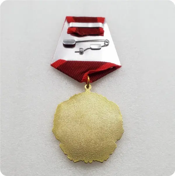 Bulgaria Republic Order of Georgi Dimitrov Medal - Image 2