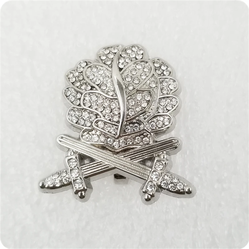 German Medal Oak Leaf Double Swords Badge 4 German Medal Oak Leaf Double Swords Badge - Image 4