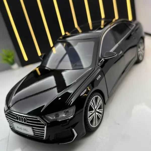 1:18 Audi A6 Diecast Alloy Model Car - Image 2