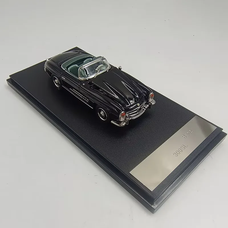 1:64 Scale Diecast Benz 300SL Model Car 5 1:64 Scale Diecast Benz 300SL Model Car - Image 5