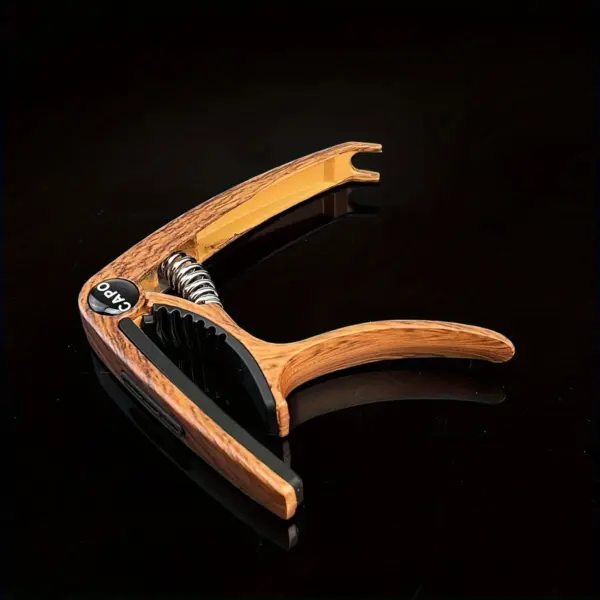 3 in 1 Zinc Alloy Guitar Capo and Plectrum - Image 6