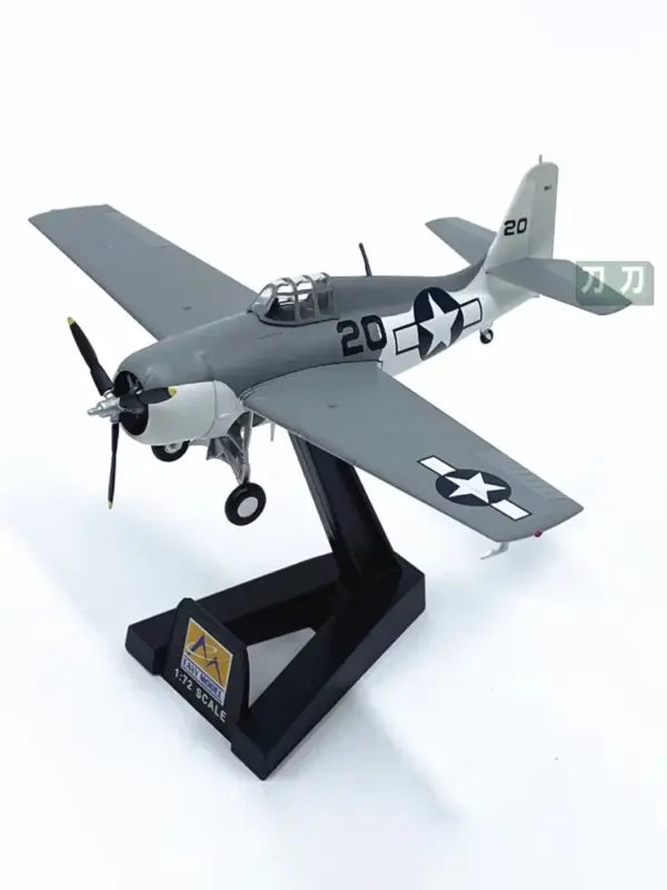 1:72 Scale US Army F4F Wildcat Model Aircraft - Image 5