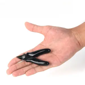 Sd9a7f3132a04454c991c9900641c7c02f