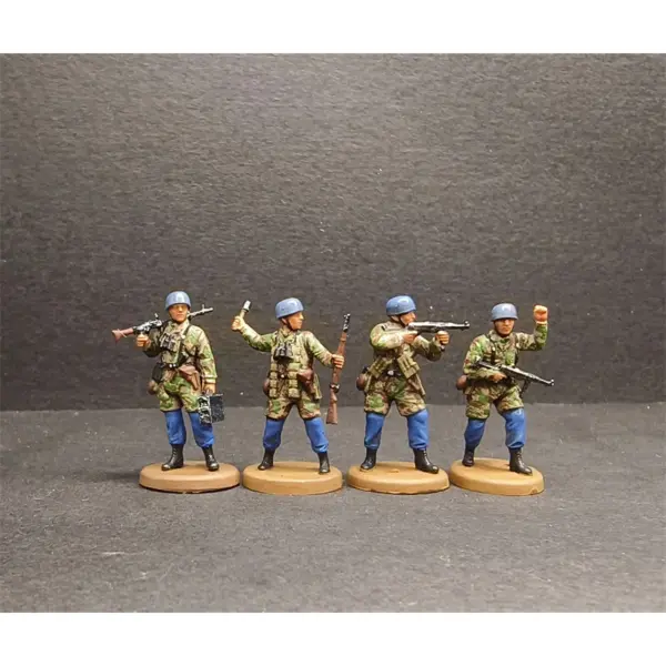 1/72 Scale Resin German Paratrooper Figures 4pcs - Image 3