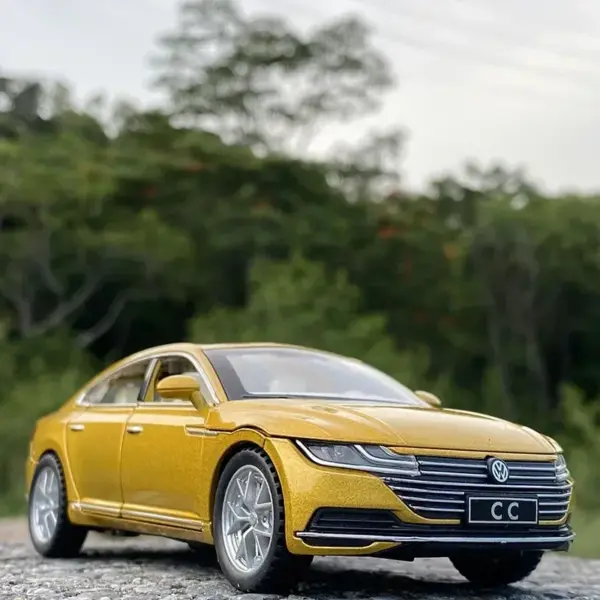 1:32 Volkswagen CC Coupe Metal Diecast Model - Image 7