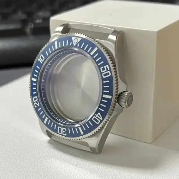 Titanium Watch Case for NH35/NH36 Movement - Image 8