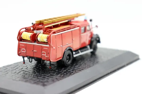 1/43 Scale Magirus-Deutz Fire Truck Model - Image 4