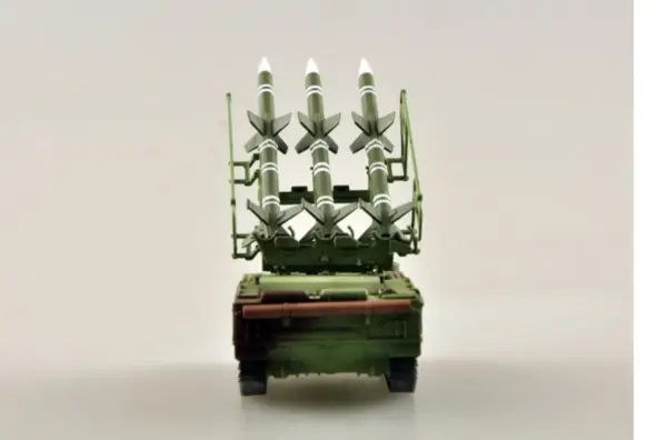1/72 Soviet SAM6 Missile Launcher Model Kit - Image 3