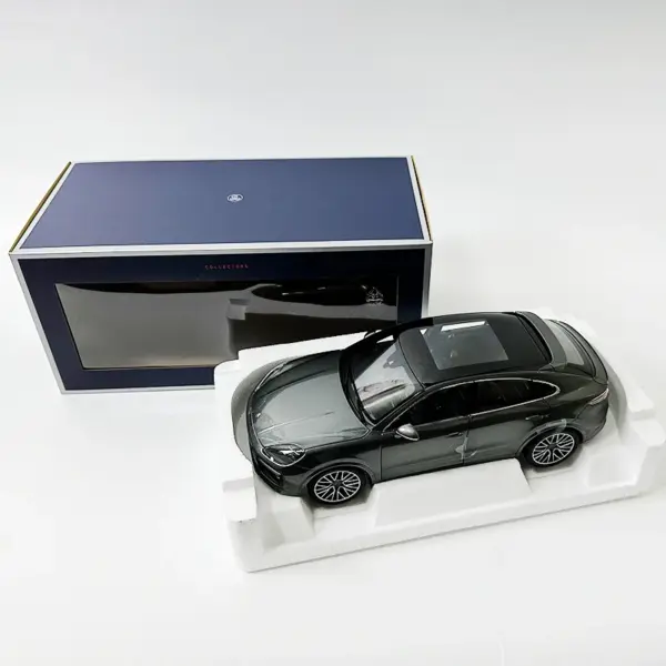 NOREV 1:18 Porsche Cayenne Turbo Model Car - Image 6