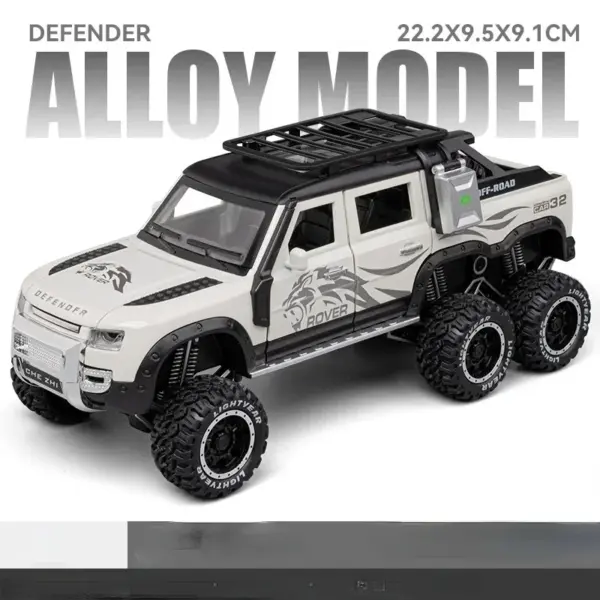 1:24 Scale Metal Alloy Land Rover Defender - Image 9