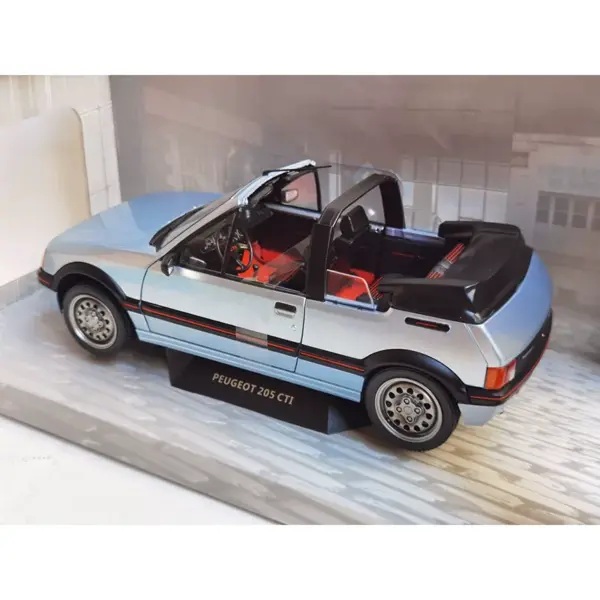 1:18 Peugeot 205 GTI Diecast Model Car - Image 3